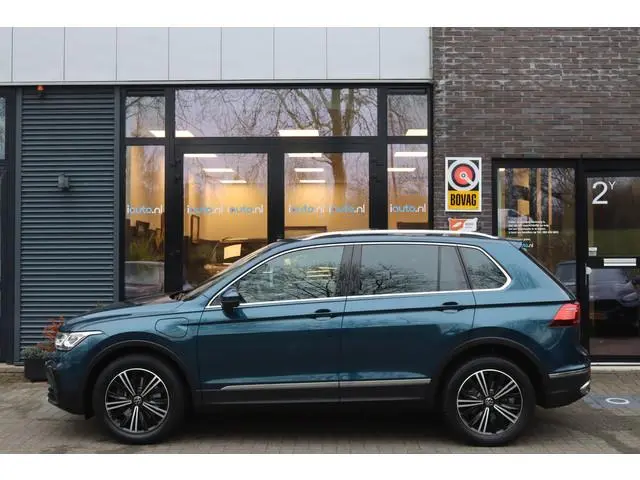 Volkswagen Tiguan 1.4 TSI 245pk eHybrid Elegance Pano/IQ.Light/Camera/Keyless/Virtual Cockpit/Dodeho...