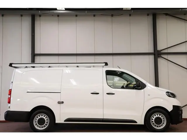 Toyota PROACE Worker 2.0 D-4D LANG L3H1 IMPERIAAL 2500KG TREKHAAK