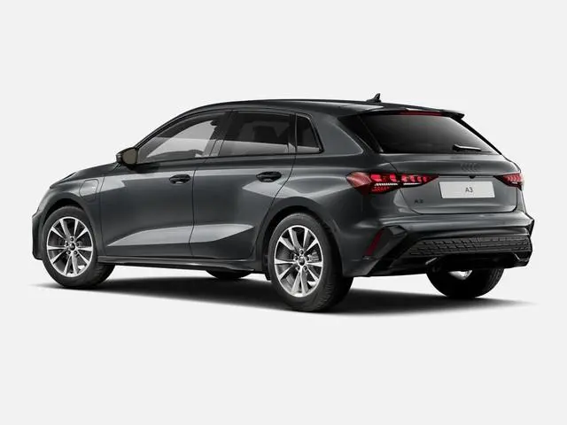 Audi A3 Sportback 40 TFSI e S edition 204 PK · Comfortpakket plus · Optiekpakket zwart plus · Assist...