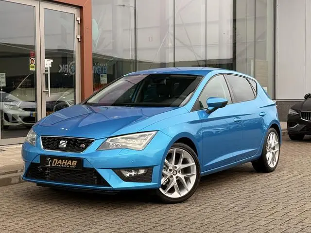 SEAT Leon 2.0 TDI FR | Led | Navi | Cruise | DAB | Stoelverwarming | Bluetooth | Parkeersensoren |