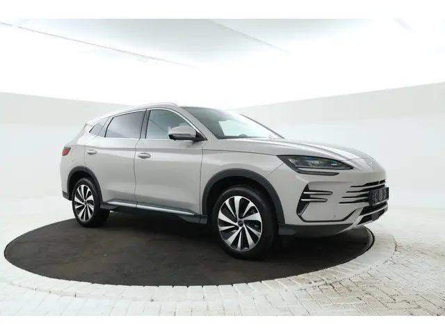 BYD SEAL U
