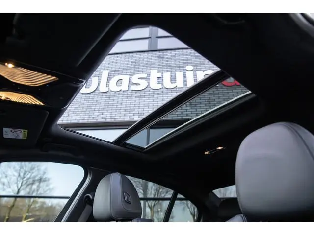 BMW 3-serie 320e M-Sport , Panoramadak, Leer, Carplay,