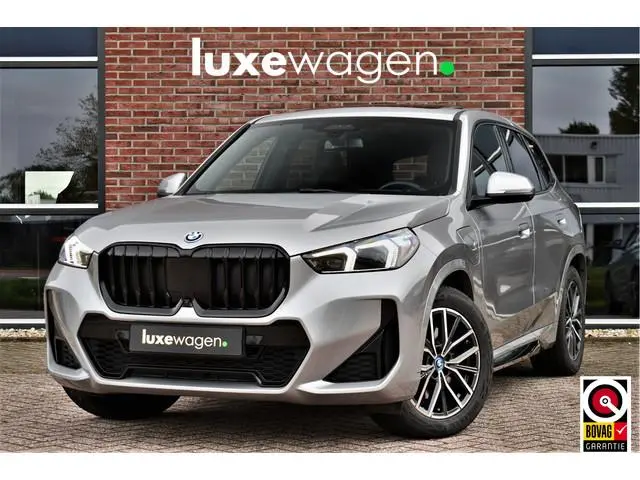 BMW X1 xDrive25e M-Sport Pano Trekh ACC 360 H/K HUD Massage E-zetels