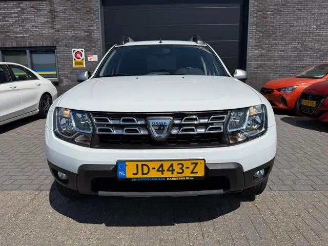Dacia Duster 1.2 TCe 4x2 10th Anniversary | 2E EIGENAAR | 3/6 OF 12 MND GARANTIE | NAVI | CAMERA | L...
