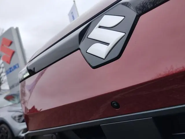 Suzuki e Vitara