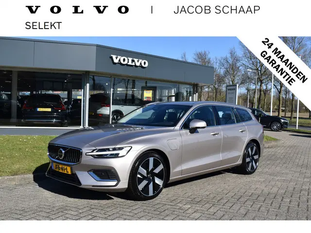 Volvo V60 T6 AWD 350PK Plug-in Hybrid Essential Bright | NIEUW | 19"LMV | Leder | Stuur & Stoelverwa...