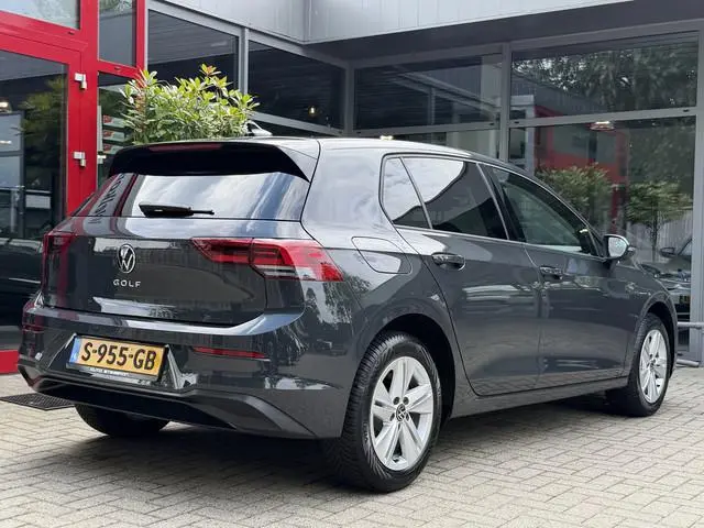 Volkswagen Golf 1.0 TSI CARPLAY/ RADAR/ LED/ MASSAGE/ PRIVACY GLAS  *!*