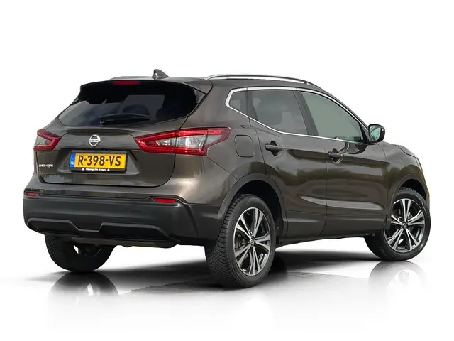 Nissan Qashqai 1.3 DIG-T 160 PK Aut7 N-Connecta ✅ Pano ✅ CarPlay ✅ Camera