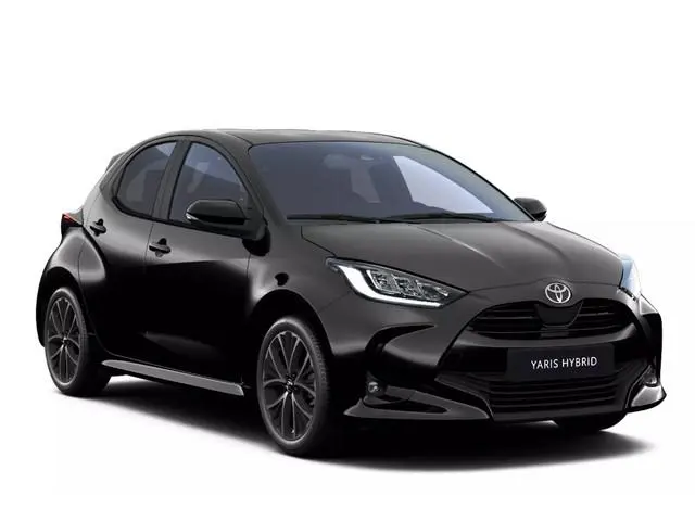 Toyota Yaris 1.5 Hybrid 115 Dynamic, Comfort Pack, Nieuw en in augustus leverbaar met €2.000 inruilp...