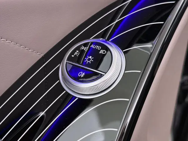 Mercedes-Benz S-Klasse