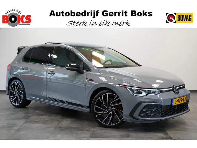 Volkswagen Golf 2.0 TSI GTI Akrapovič Panoramadak Harman&Kardon Sterrenhemel 19''LM