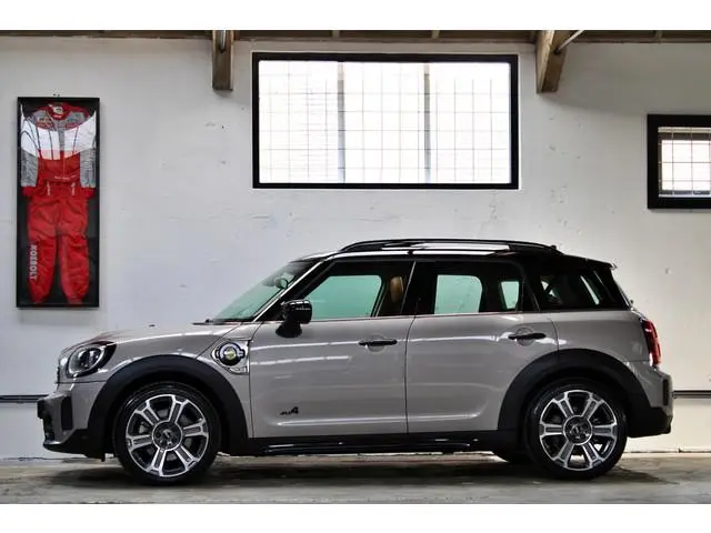 MINI Countryman 1.5 Cooper S E ALL4 Classic | Panoramadak | Leder | Memory | soh 97%  | Camera | Ada...