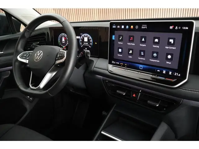 Volkswagen Tiguan 1.5 204pk eHybrid Life Edition Camera Adaptive Cruise Keyless Virtual Cockpit Carp...