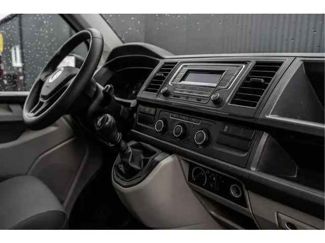Volkswagen Transporter T6 Kombi **2.0TDI L2H1 | 9-Persoons | Incl. btw en bpm | Airco | Cruise | PDC...