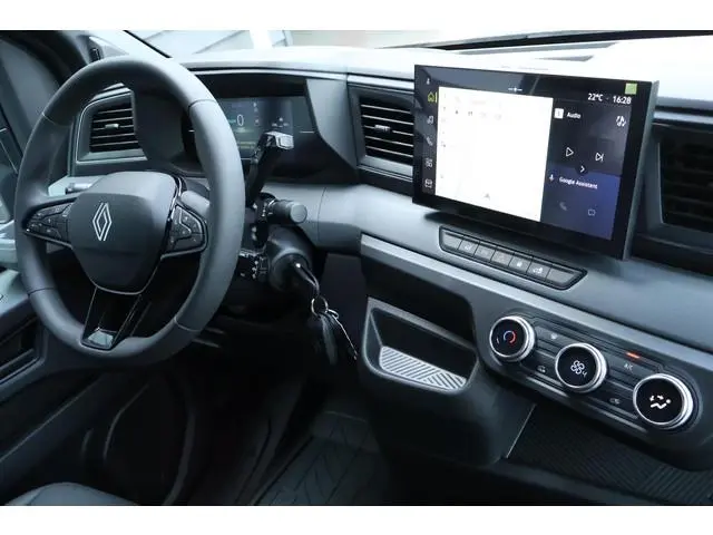 Renault Master E-Tech T35 140pk L2H2 Advance long range 87 kWh Trekhaak Camera Leder