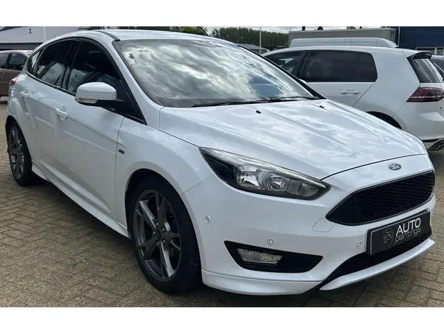 Ford Focus 1.0 ST-Line 125PK | NL AUTO | Achteruitrijcamera | Navigatie | Grote Spoiler | 18 Inch |...