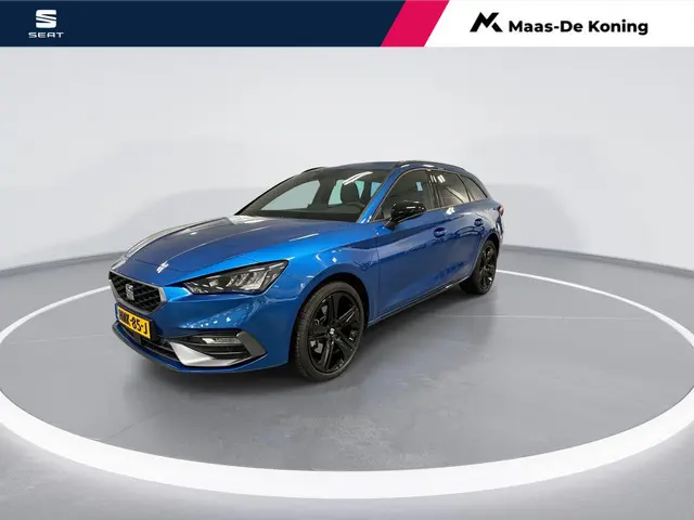 SEAT Leon Sportstourer 1.5 TSI e-Hybrid 204pk DSG FR Business · Camera · Apple/Android Car Play · Si...
