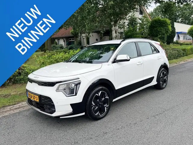 Kia Niro EV ComfortLine 64,8KWH 204PK•Half-Leder•Camera•ACC