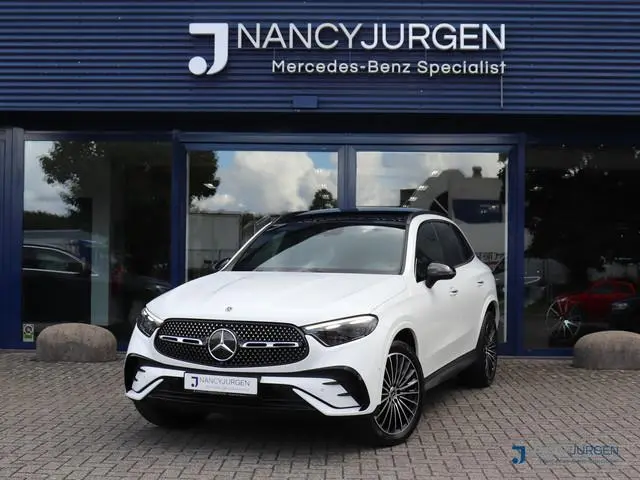 Mercedes-Benz GLC-klasse 300e 4M | AMG | Premium Plus | Night Pakket | Distronic Pro | Elektr. Panod...