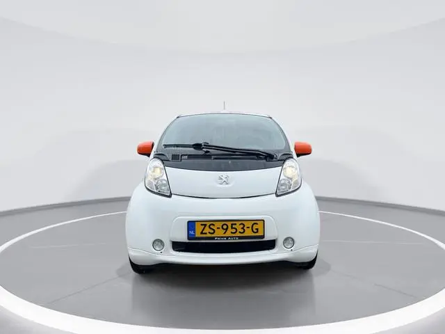 Peugeot iOn