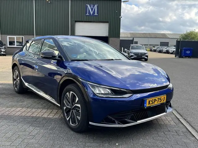 Kia EV6 Light 77.4 kWh SOH 100% | 3.000KM UNIEKE KM-STAND | KIA DEALER ONDERHOUDEN | 1E EIGENAAR | L...