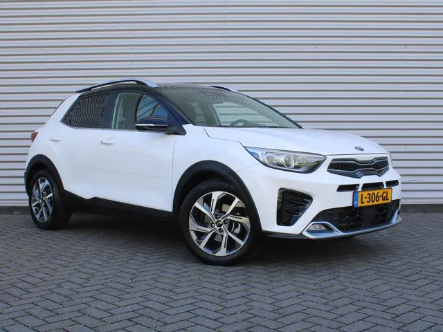 Kia Stonic 1.0 T-GDi MHEV GT-Line | Trekhaak | Stuur-/stoelverwarming | Camera | Clima | Cruise | 17...