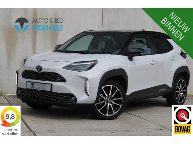 Toyota Yaris Cross 1.5 Hybrid GR Sport  / JBL / ELEKTR A.KLEP / TWO TONE / APPLE /ANDROID AUTO / NAV...