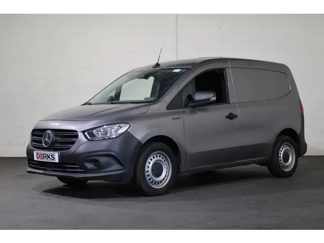 Mercedes-Benz eCitan 51 kWh Mbux Snelladen Camera