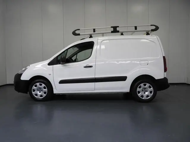 Peugeot Partner 120 1.6 BlueHDi 75 L1 Profit+ AIRCO/SCHUIFDEUR/TREKHAAK/IMPERIAAL!