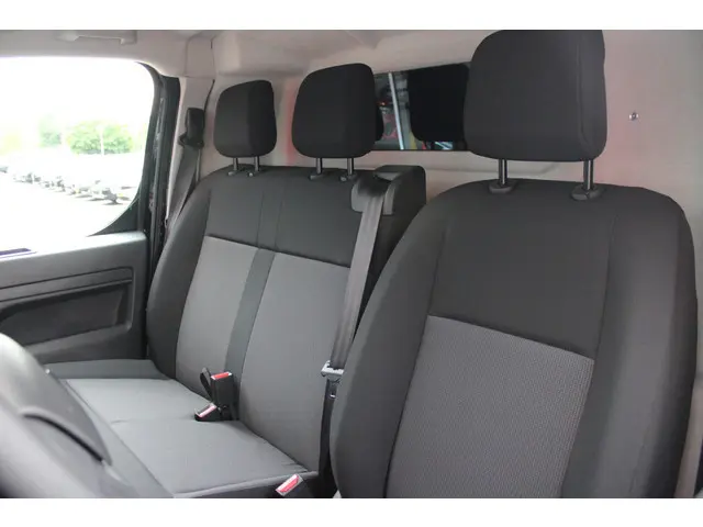 Citroen ë-Jumpy L2 136PK AUTOMAAT 75 kWh | NAVIGATIE 10" TOUCHSCREEN | ACHTERUITRIJ CAMERA | APPLE CARPLAY/ANDROID AUTO | PARKEERSENSOREN | CRUISE CONTROL | DAB+ RADIO | NIEUWE BUS! | 3-ZITS |