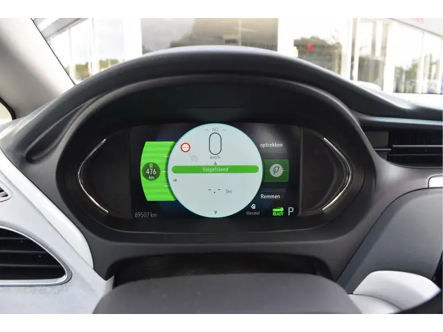 Opel Ampera-E