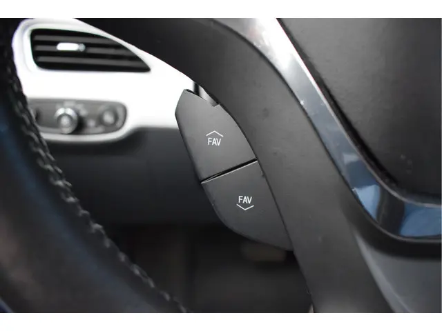 Opel Ampera-E