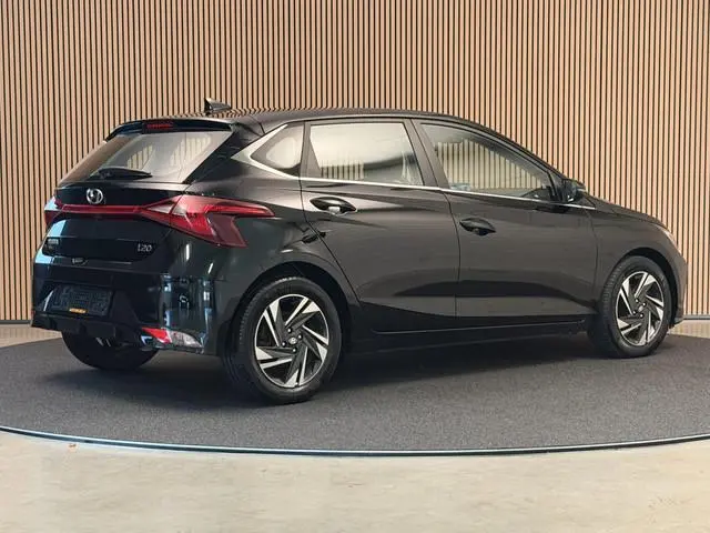 Hyundai i20 1.0 T-GDI 100PK Aut. Advanced | LED | Carplay | Camera | PDC | Stoel- & Stuurverw. | Inc...
