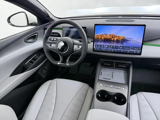 BYD SEAL