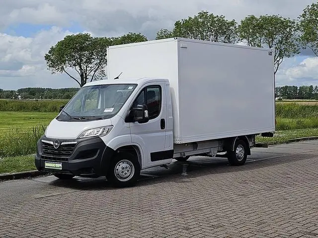 Opel Movano