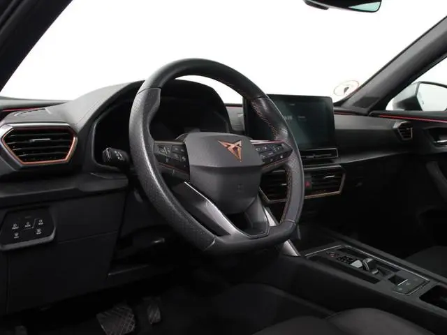 CUPRA Formentor 1.5 TSI High Automaat DEMO! Apple carplay / Android Auto Keyless Entry Keyless Start...