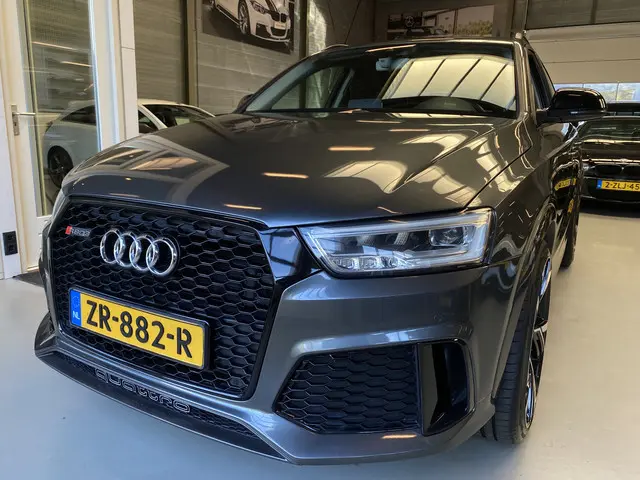 Audi Q3 2.5 TFSI RS Q3 quattro Pro Line Plus Leder, Navi, Cruise, 340 PK