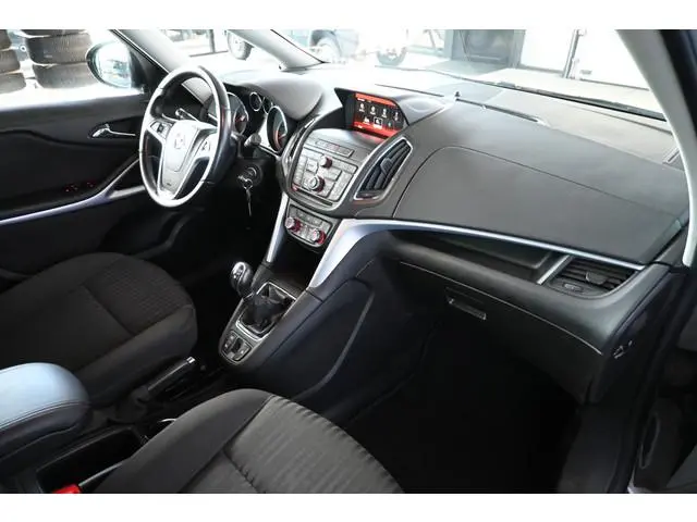Opel Zafira Tourer