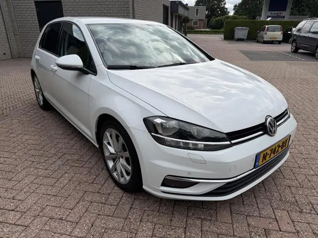 Volkswagen Golf 1.5 TSI Highline | Automaat | Cruisecontr | CarPl