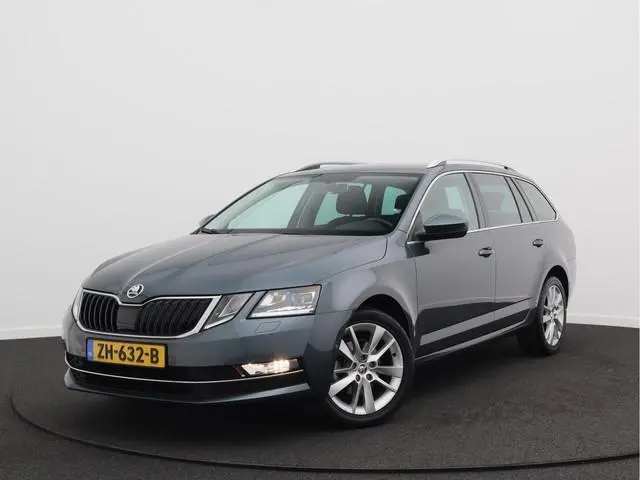 ŠKODA Octavia Combi 1.0 TSI Greentech Style Business/ lage km/ zeer mooi!