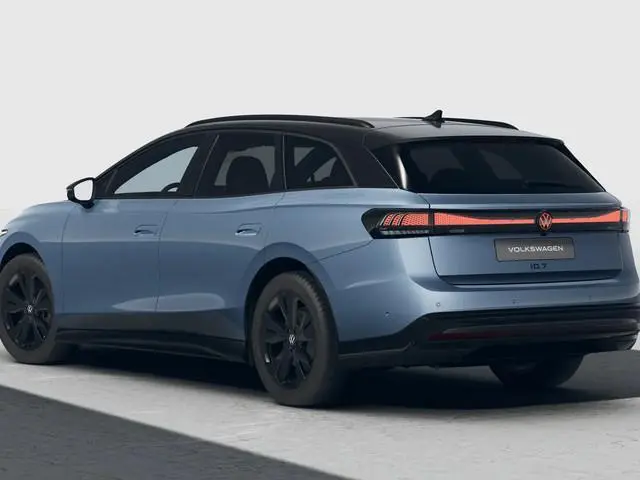 Volkswagen ID.7 Limited Edition Plus 77 kWh accu 210 kW / 286 PK V  / Trekhaak / Massage / Carplay