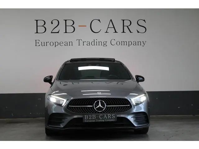 Mercedes-Benz A-klasse 180 AMG | Panoramadak | Widescreen