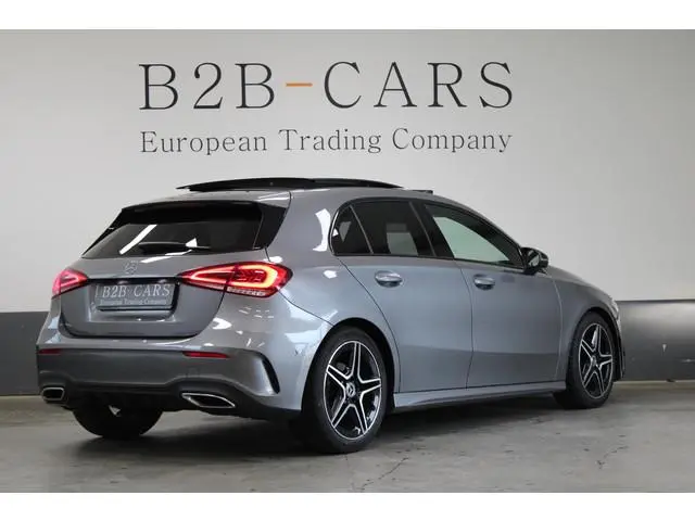 Mercedes-Benz A-klasse 180 AMG | Panoramadak | Widescreen