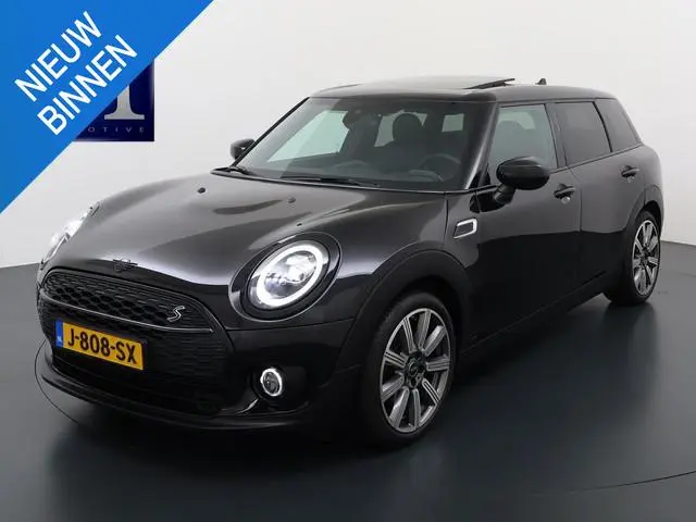 MINI Clubman 1.5 Cooper Richmond Park Edition | PANORAMA DAK | CAMERA| STOELVERW. | LEER| KEYLESS| O...