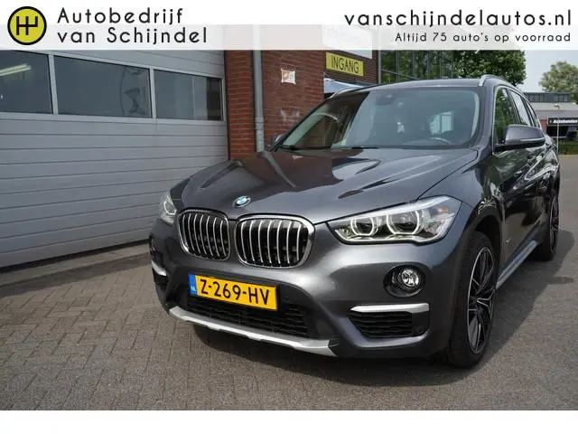 BMW X1 SDRIVE 18I HIGH EXECUTIVE - X-LINE KEURIGE NETTE STAAT!! CAMERA FULL LED 1/2 LEDER STOELVERWA...