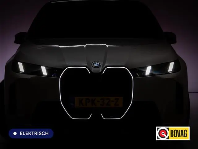 BMW iX