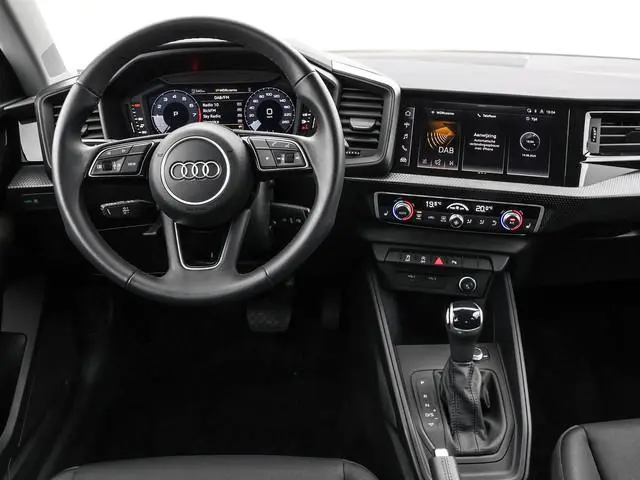 Audi A1 Sportback 30 TFSI 115pk S-tronic Advanced edition · Apple/Android Car Play · Camera · Cruise...