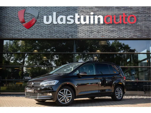 Volkswagen Touran 1.5 TSI Comfortline Business 7p , 7 persoons, Adaptive cruise, Achteruitrijcamera,...