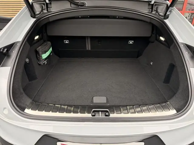 Polestar 4