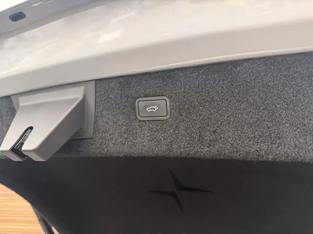 Polestar 4
